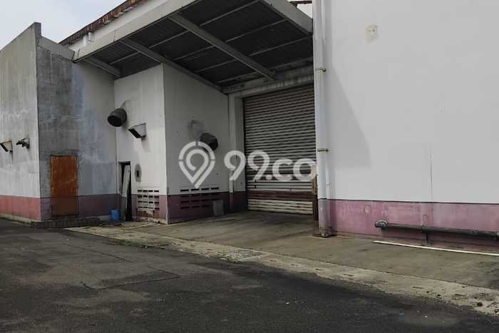Dijual Pabrik Strategis Kawasan , Luas 2300m2m², Jalan Utama, Area Bisnis Dijual Pabrik Strategis Kawasan , Luas 2300m2m², Jalan Utama, Area Bisnis