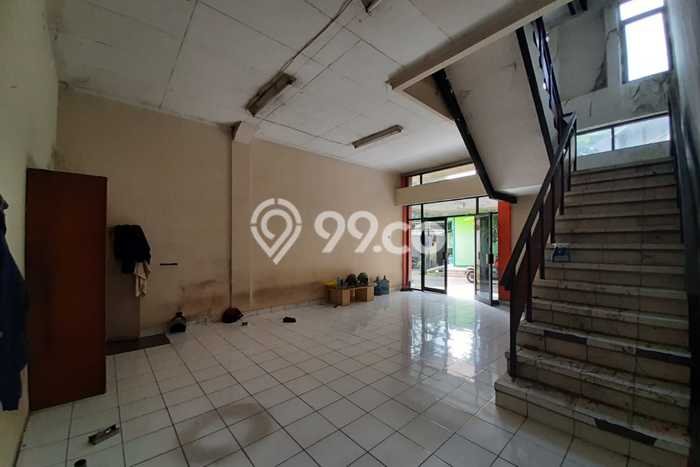 Unit Gudang Dijual di Cimahi LT 2490m2 & LB 2500m2 Unit Gudang Dijual di Cimahi LT 2490m2 & LB 2500m2