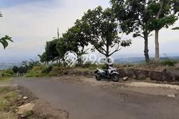Kavling Tanah untuk Dijual di Padasuka, Bandung, Luas 1830m2 Kavling Tanah untuk Dijual di Padasuka, Bandung, Luas 1830m2