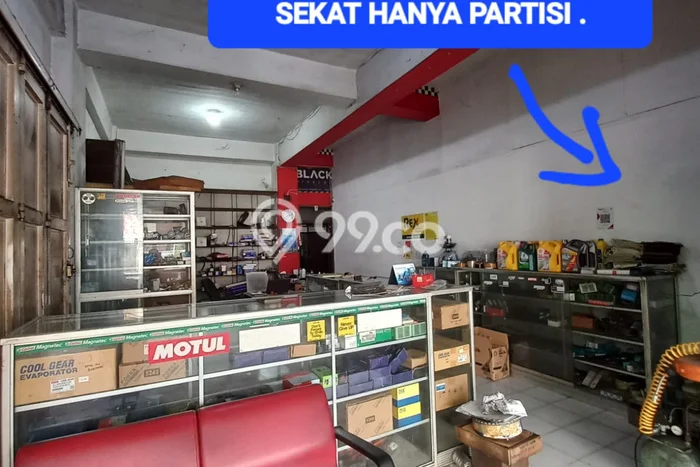 Disewakan Ruko di Kawasan Ramai Bandung Barat Luas 600m2 Disewakan Ruko di Kawasan Ramai Bandung Barat Luas 600m2
