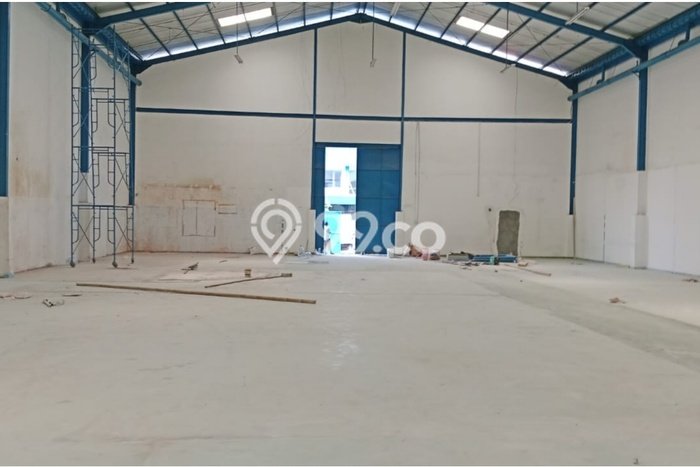 Unit Gudang disewakan di Cipondoh Tangerang dengan LT 800m2 / LB 600m2 Unit Gudang disewakan di Cipondoh Tangerang dengan LT 800m2 / LB 600m2