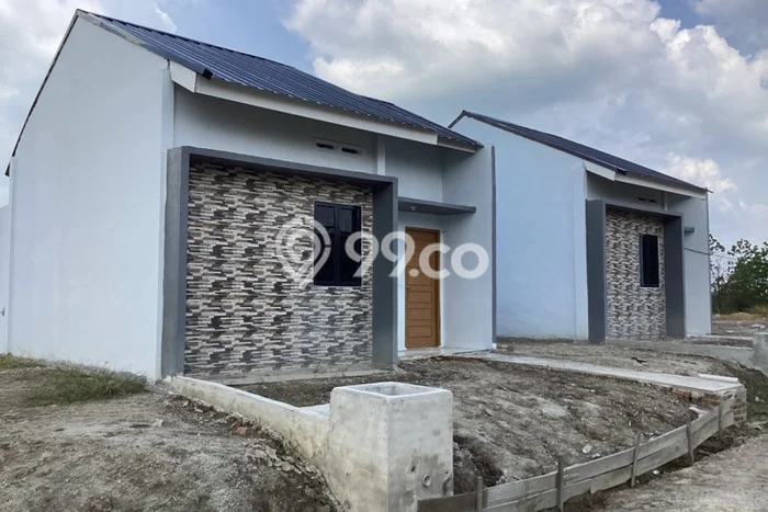 Jual Rumah Siap Huni di Rumbai Pekanbaru Harga Rp 166 Juta LT 90m2 Jual Rumah Siap Huni di Rumbai Pekanbaru Harga Rp 166 Juta LT 90m2