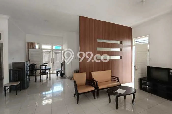 DIJUAL CEPAT! Rumah di Bukit Raya, Pekanbaru, LT 221m2m² LB 70m2m² BISA KPR! DIJUAL CEPAT! Rumah di Bukit Raya, Pekanbaru, LT 221m2m² LB 70m2m² BISA KPR!