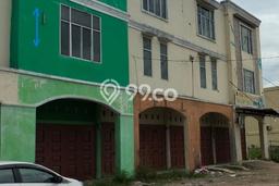 Unit Ruko Disewa Lokasi Tampan, Pekanbaru Spesifikasi Luas Bangunan 270m2 Unit Ruko Disewa Lokasi Tampan, Pekanbaru Spesifikasi Luas Bangunan 270m2