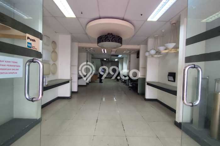 Ruko Bagus Dijual LB 204m2 Lokasi Strategis Jakarta Selatan Area Cocok untuk Berbisnis Ruko Bagus Dijual LB 204m2 Lokasi Strategis Jakarta Selatan Area Cocok untuk Berbisnis