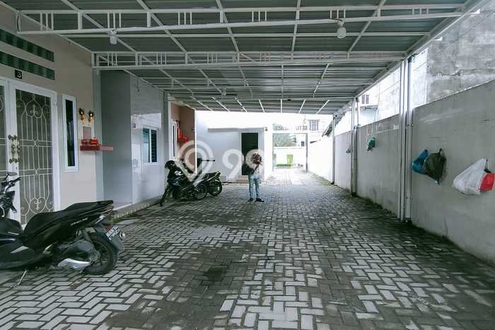 Dijual Komplek Setia Palace Siap Huni Full Perabot Dijual Komplek Setia Palace Siap Huni Full Perabot