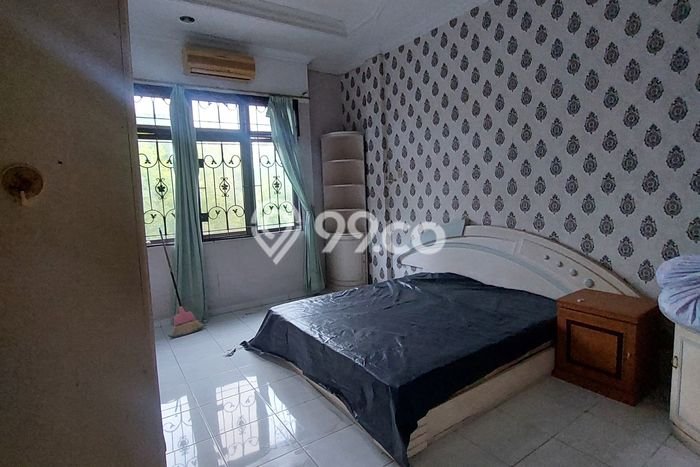 AREA KOMERSIAL! Ruko For Rent di Medan Petisah, Luas 192m², Jalan Strategis, Siap Bisnis AREA KOMERSIAL! Ruko For Rent di Medan Petisah, Luas 192m², Jalan Strategis, Siap Bisnis