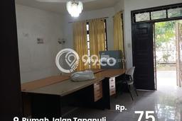 Rumah di Medan Kota, Akses ke Fasilitas, 4 KM, LT 248m² Bangunan 168m² Rumah di Medan Kota, Akses ke Fasilitas, 4 KM, LT 248m² Bangunan 168m²