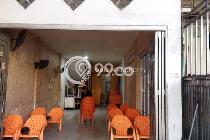 Ruko Usaha Dijual di Medan Timur Medan LT 92m2 & LB 64m2 Ruko Usaha Dijual di Medan Timur Medan LT 92m2 & LB 64m2