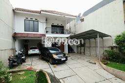 Rumah Elit Modern Tanpa Renovasi di Jalan Panjang Jakarta Barat Rumah Elit Modern Tanpa Renovasi di Jalan Panjang Jakarta Barat
