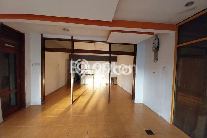 Disewakan Rumah Konsep Minimalis di Tebet Jakarta Selatan dengan 3 KT Disewakan Rumah Konsep Minimalis di Tebet Jakarta Selatan dengan 3 KT
