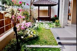 Rumah Sewa Denpasar LT 100m2 LB 100m2 Kawasan Renon Rumah Sewa Denpasar LT 100m2 LB 100m2 Kawasan Renon