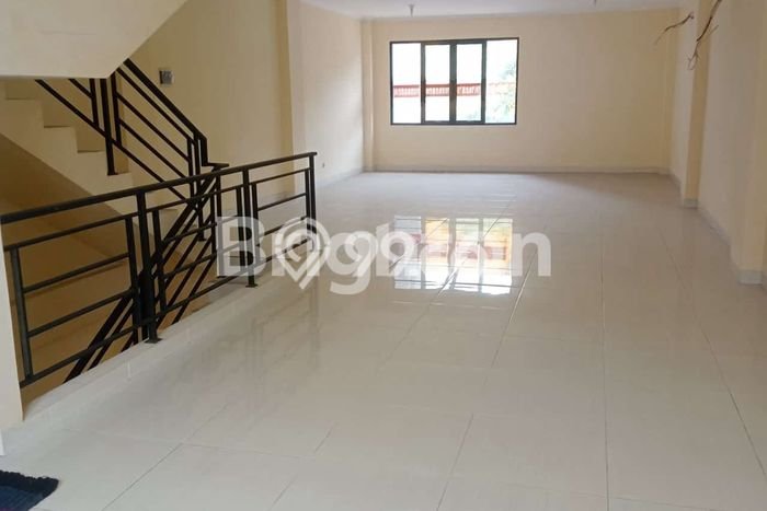 Ruko Dijual di Tebet LT 102m2, LB 300m2 Solusi Investasi Cerdas Ruko Dijual di Tebet LT 102m2, LB 300m2 Solusi Investasi Cerdas