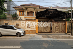 Dijual Rumah Luas Megah Dengan View Eksklusif di Veteran, Jakarta Selatan Dijual Rumah Luas Megah Dengan View Eksklusif di Veteran, Jakarta Selatan
