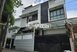 Rumah Elit LB 450m2 Siap Huni Desain Elegan di Kemang, Jakarta Selatan Rumah Elit LB 450m2 Siap Huni Desain Elegan di Kemang, Jakarta Selatan