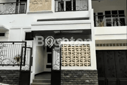 Dijual Rumah Strategis Bagus Punya 4 KT di Jagakarsa Jakarta Selatan SHM Dijual Rumah Strategis Bagus Punya 4 KT di Jagakarsa Jakarta Selatan SHM
