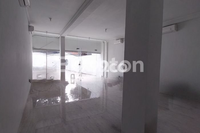 Ruko Dijual Lokasi Stratagis di Tebet Jakarta Selatan Cocok untuk Investasi Ruko Dijual Lokasi Stratagis di Tebet Jakarta Selatan Cocok untuk Investasi