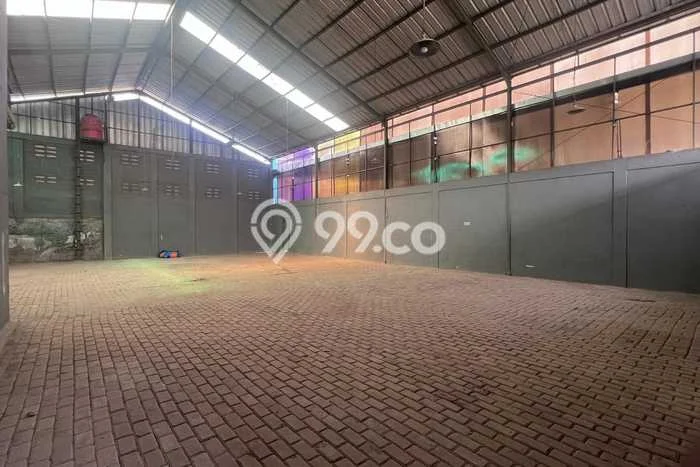 Gudang Disewakan Lokasi Cipayung Jakarta Timur Harga Spesial! Gudang Disewakan Lokasi Cipayung Jakarta Timur Harga Spesial!