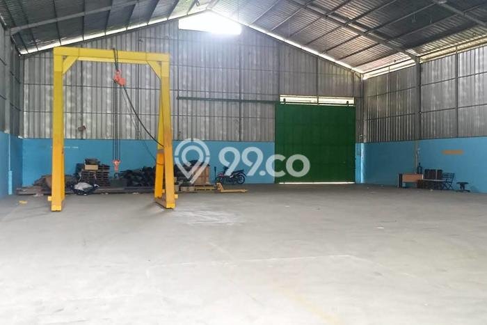 Disewakan Gudang di Kawasan Ramai Narogong Luas 700m2 Disewakan Gudang di Kawasan Ramai Narogong Luas 700m2