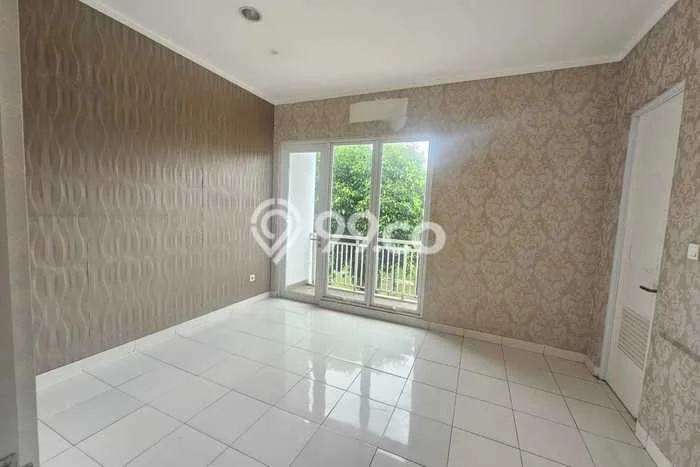 Disewakan! Rumah 4 Kamar Tidur &
4 Kamar Mandi di Summarecon Bekasi, Bekasi Disewakan! Rumah 4 Kamar Tidur &
4 Kamar Mandi di Summarecon Bekasi, Bekasi
