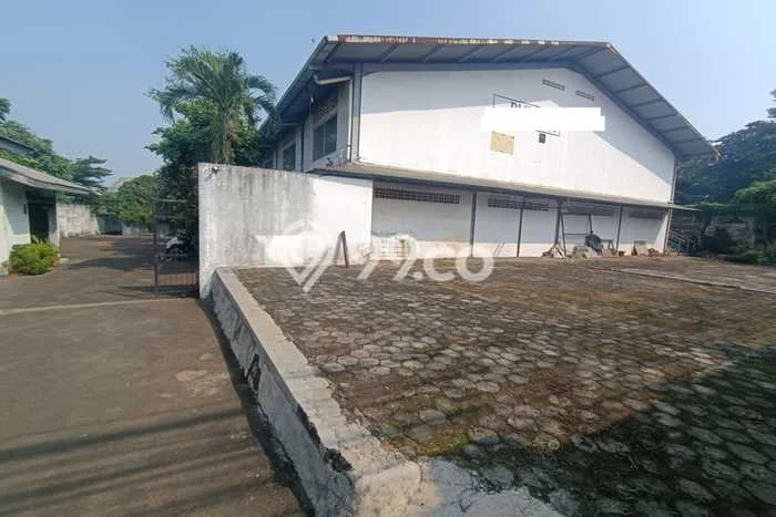 Gudang disewakan lokasi strategis Jatisampurna Bekasi 2000m2 Gudang disewakan lokasi strategis Jatisampurna Bekasi 2000m2