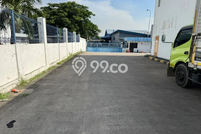 Disewakan Gudang di Kawasan Ramai Cikarang Luas 8400m2 Disewakan Gudang di Kawasan Ramai Cikarang Luas 8400m2