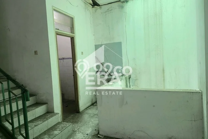 Ruko Dijual di Kebayoran Baru Jakarta Selatan dengan LB 182m2 Ruko Dijual di Kebayoran Baru Jakarta Selatan dengan LB 182m2