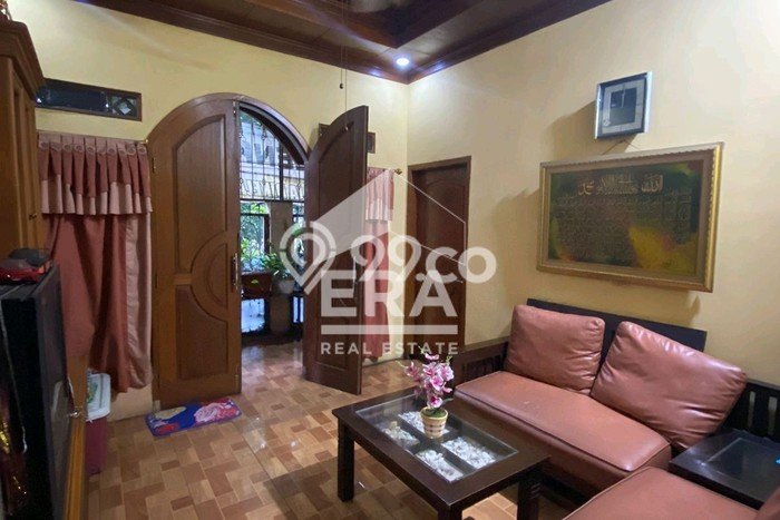 Untuk Dijual! Ruko di Tanjung Barat Jakarta Selatan LT 74m2 / LB 144m2 Kawasan Bisnis Untuk Dijual! Ruko di Tanjung Barat Jakarta Selatan LT 74m2 / LB 144m2 Kawasan Bisnis