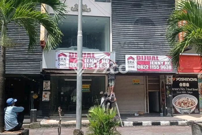 Ruko Dijual di Badung LT 116m2 & LB 348m2 Lokasi Terbaik! Ruko Dijual di Badung LT 116m2 & LB 348m2 Lokasi Terbaik!