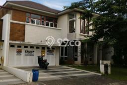 Rumah Elit LB 309m2 Siap Pakai Desain Elegan di Kota Wisata, Bogor Rumah Elit LB 309m2 Siap Pakai Desain Elegan di Kota Wisata, Bogor