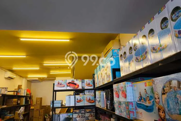 Ruko Disewa di Cipondoh, Tangerang, LT 67m2 / LB 236m2 Ruko Disewa di Cipondoh, Tangerang, LT 67m2 / LB 236m2