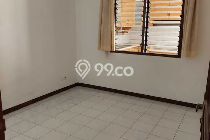 Disewakan! Rumah 4 Kamar Tidur &
3 Kamar Mandi di Petir, Tangerang Disewakan! Rumah 4 Kamar Tidur &
3 Kamar Mandi di Petir, Tangerang