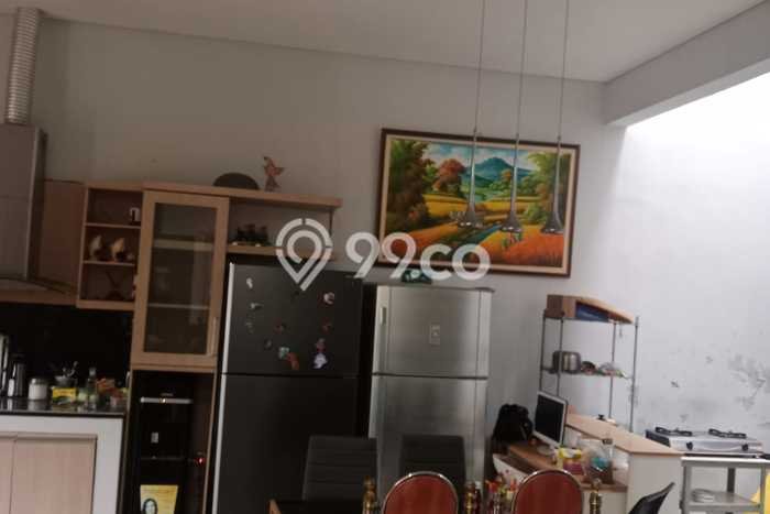 Rumah Lokasi Strategis di , Bandung, LT 200m2m² Bangunan 400m2m² Rumah Lokasi Strategis di , Bandung, LT 200m2m² Bangunan 400m2m²