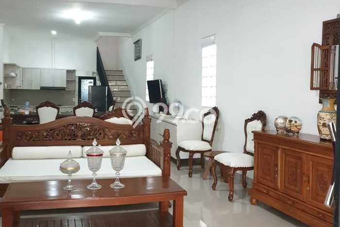Rumah Luxury Modern Tanpa Renovasi di BKR Bandung Rumah Luxury Modern Tanpa Renovasi di BKR Bandung