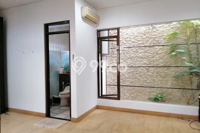 Hunian Mewah LB 232m2 Siap Pakai Desain Elegan di Pajajaran, Bandung Hunian Mewah LB 232m2 Siap Pakai Desain Elegan di Pajajaran, Bandung