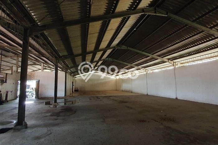 Untuk Dijual! Gudang di Cikalong Wetan Bandung LT 11000m2 / LB 6000m2 Kawasan Strategis Untuk Dijual! Gudang di Cikalong Wetan Bandung LT 11000m2 / LB 6000m2 Kawasan Strategis