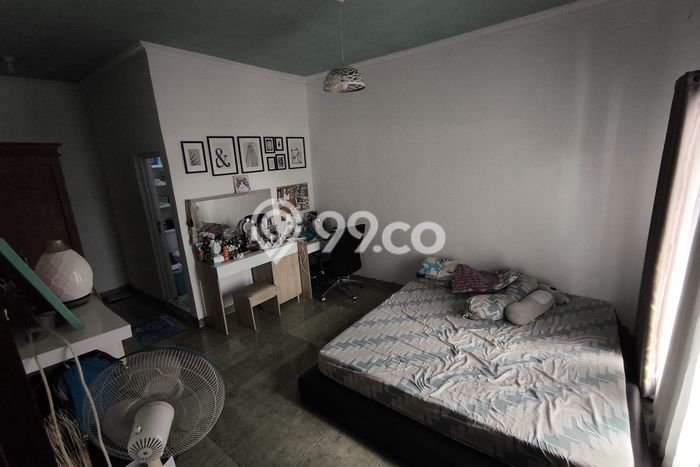 Jual Segera Rumah LT 224m2m² / LB 300m2m² di Kawasan Bisnis Sariwangi, Bandung Jual Segera Rumah LT 224m2m² / LB 300m2m² di Kawasan Bisnis Sariwangi, Bandung