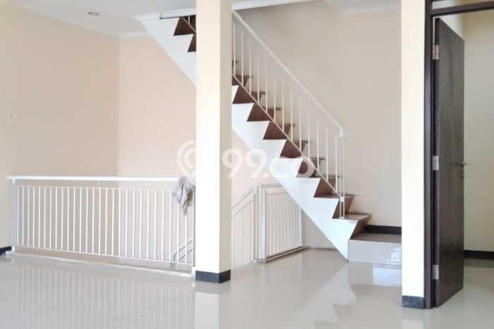 Rumah di Turangga, Akses ke Pusat Kota, LT 125m2m² Rumah di Turangga, Akses ke Pusat Kota, LT 125m2m²