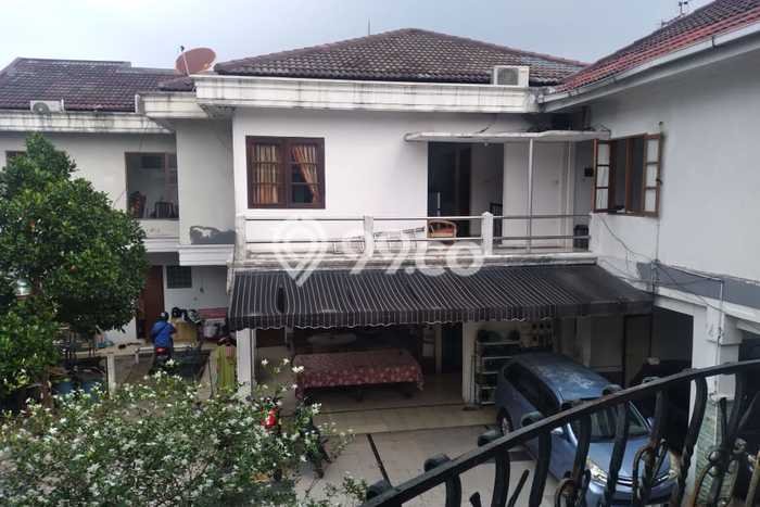 Rumah Eksklusif Siap Huni LT 1256m2 di Mampang Prapatan, Jakarta Selatan Rumah Eksklusif Siap Huni LT 1256m2 di Mampang Prapatan, Jakarta Selatan