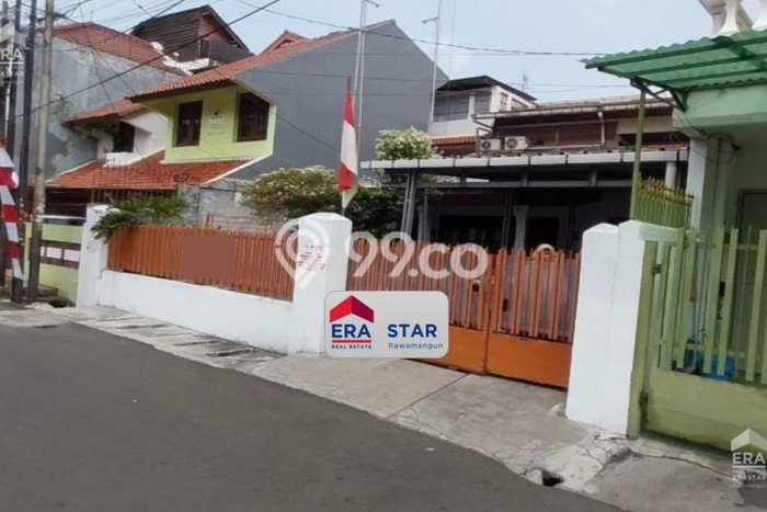 Jual Rumah Strategis Bagus Punya 1 KT di Grogol Petamburan Jakarta Barat - Jual Rumah Strategis Bagus Punya 1 KT di Grogol Petamburan Jakarta Barat -