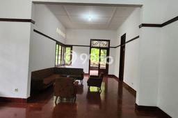 Dijual Hunian Mewah dengan Fasilitas Sekitar Komplit di Menteng, Jakarta Pusat Dijual Hunian Mewah dengan Fasilitas Sekitar Komplit di Menteng, Jakarta Pusat