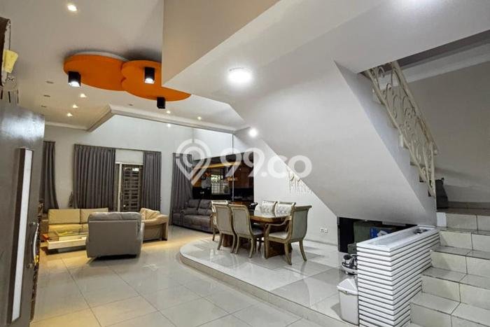 Rumah Elit Modern Siap Huni di Pantai Indah Kapuk Jakarta Utara Rumah Elit Modern Siap Huni di Pantai Indah Kapuk Jakarta Utara