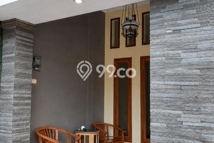 Lokasi strategis! Rumah siap huni dikontrakkan di Rungkut LB 110m2 Lokasi strategis! Rumah siap huni dikontrakkan di Rungkut LB 110m2