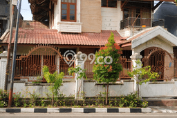 Dijual Cepat Rumah Favorit Siap Huni LB 120m2 di Wonocolo, Surabaya Dijual Cepat Rumah Favorit Siap Huni LB 120m2 di Wonocolo, Surabaya