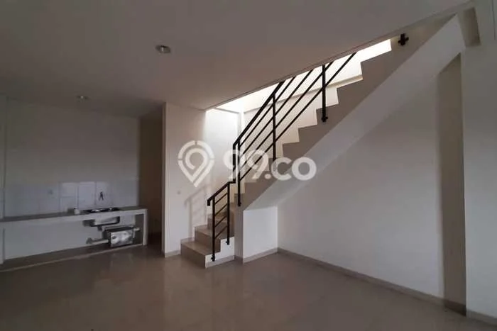 Ruko Bagus Dijual LB 95m2 Lokasi Strategis Tangerang Area Cocok untuk Berbisnis Ruko Bagus Dijual LB 95m2 Lokasi Strategis Tangerang Area Cocok untuk Berbisnis