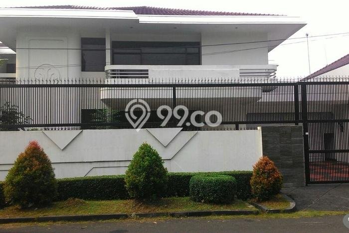 For Sale! Premium House LT 500m2 Desain Elegan di Kuningan For Sale! Premium House LT 500m2 Desain Elegan di Kuningan