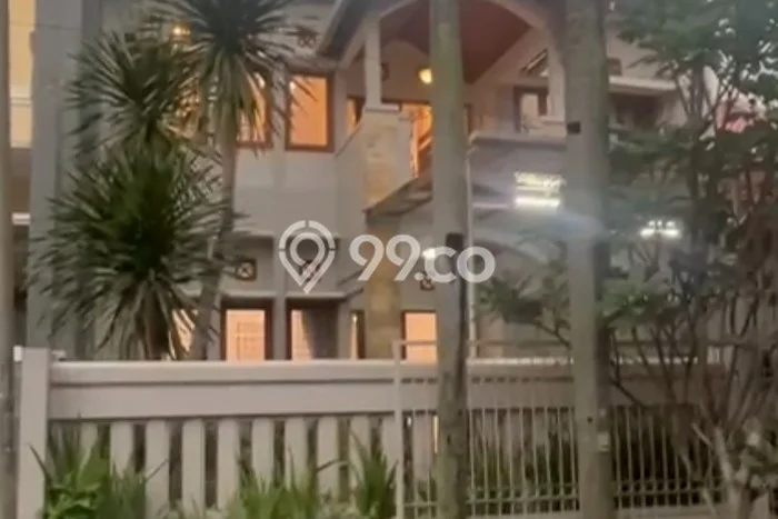 Rumah Sewa Bandung LT 290m2 LB 230m2 Area Pasteur Rumah Sewa Bandung LT 290m2 LB 230m2 Area Pasteur