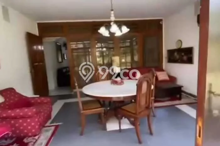 Rumah Mewah LB 500m2 Siap Huni Desain Elegan di Gunung Batu, Bandung Rumah Mewah LB 500m2 Siap Huni Desain Elegan di Gunung Batu, Bandung