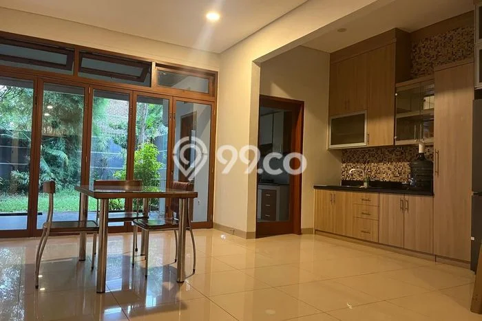 Rumah Sewa Bandung LT 290m2 LB 230m2 Area Pasteur Rumah Sewa Bandung LT 290m2 LB 230m2 Area Pasteur