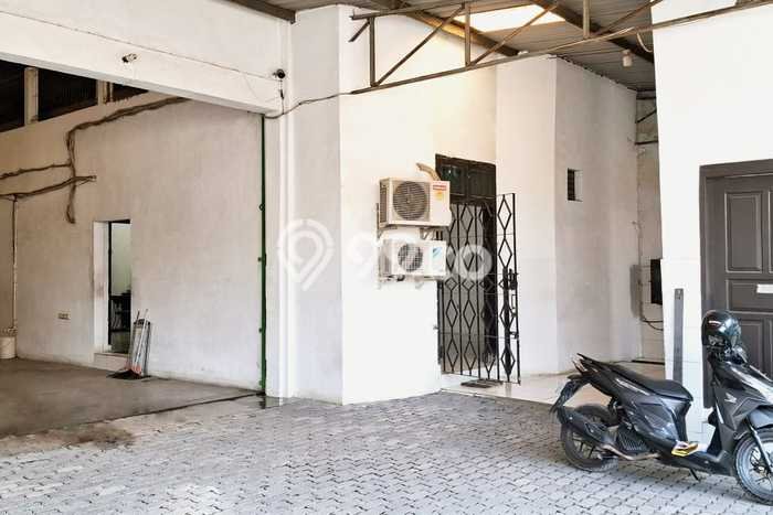 Gudang Dijual di Semarang LT 2200m2 & LB 3000m2 Lokasi Terbaik! Gudang Dijual di Semarang LT 2200m2 & LB 3000m2 Lokasi Terbaik!